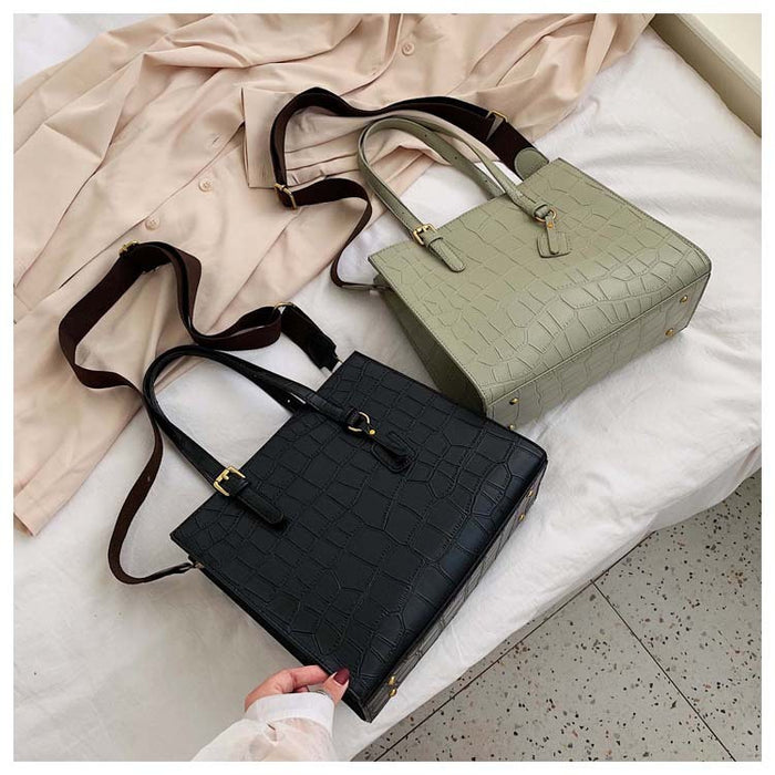 Stone pattern broadband tote bag
